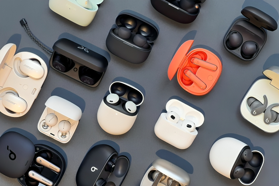 The Ultimate Guide to AirPods: Features, Tips, and Maximizing Your Wireless Audio Experience